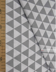 Baby fabric by the Yard ''Gray and White Triangles''}