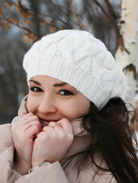 White cable hand knit beret