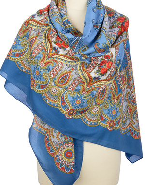 Cotton shawl ''Gentle Cloud''