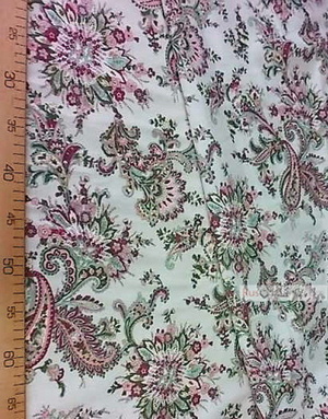 Tissu coton pasley au metre ''Paisley Red On Light Grey''}