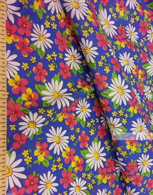 Floral cotton fabric by the yard ''Daisies On Blue''}