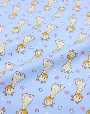 {[en]:Flannel cotton fabric ''Baby giraffes''}