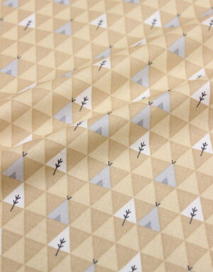 {[en]:Poplin cotton ''Geometric wigwams sand''}