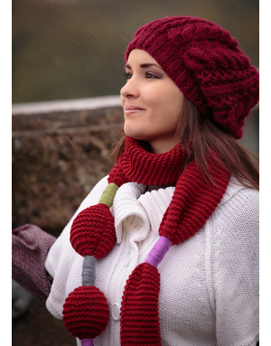 Hand knit burgundy beret