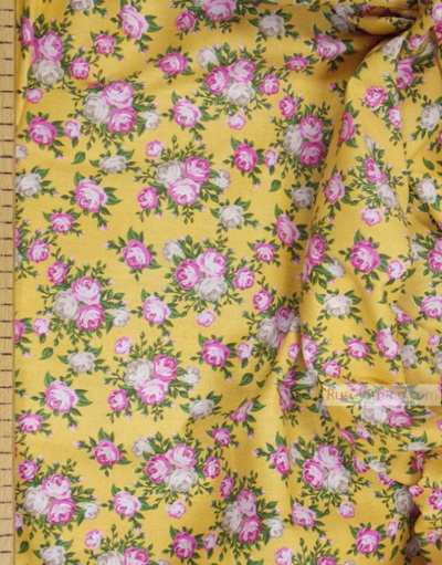 Tissu coton fleuri au metre ''Roses On Yellow''}