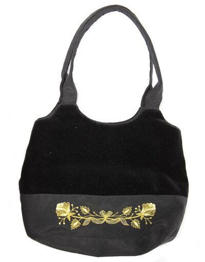 Black Evening Bag ''Bouquet of roses''}