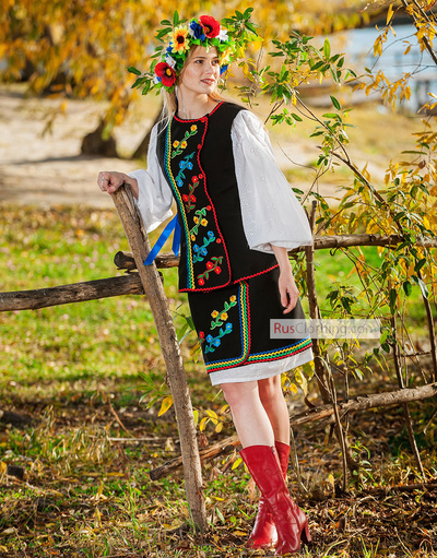 Traditional Ukrainian costume