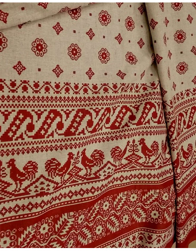 {[en]:Ethnic fabric by the yard Roosters on the roof}
